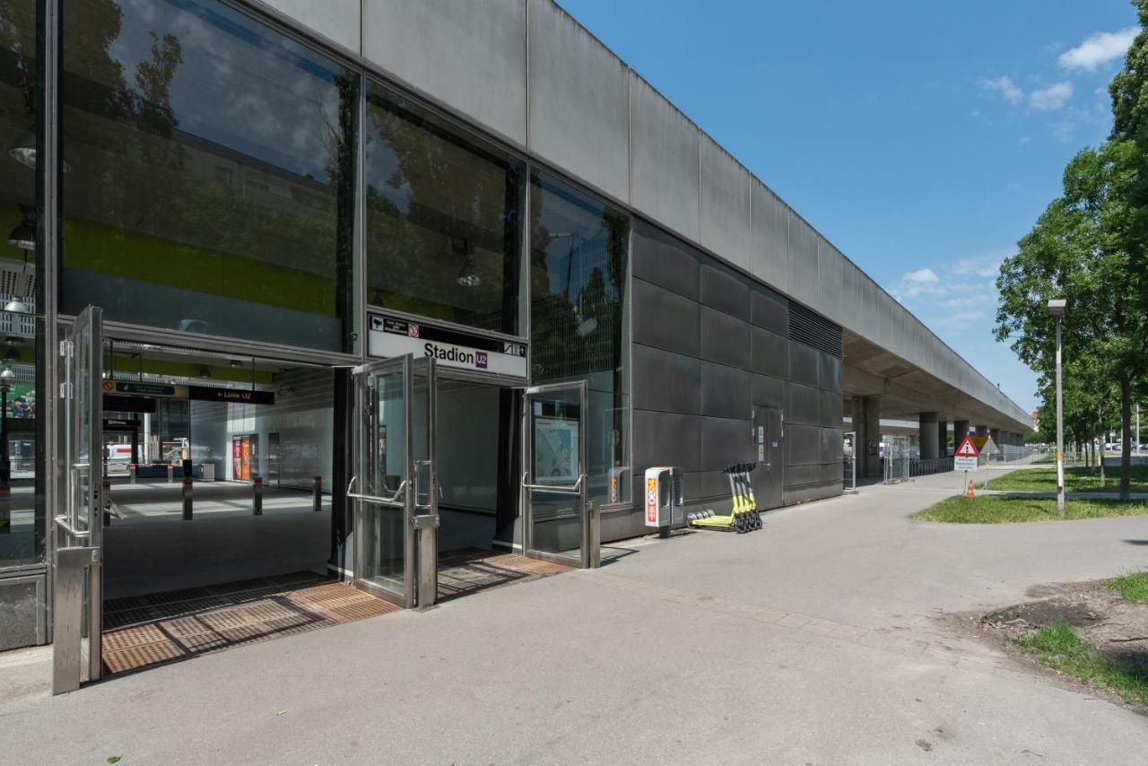 Apartment Neu Zentral Und Ruhig An Der U2 / Stadion *